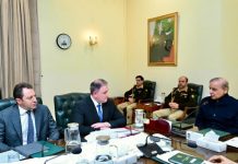 Azerbaijani Defence Industry Minister calls on PM