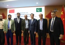 A group photo on the occasion of seminar on ” China Modernization ” and Pakistan China Relations