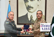 Azerbaijan top commander confers prestigious war medal on Field Marshal