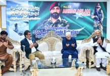 President visits Major Adnan Shaheed, Major Moiz Shaheed residences to express sorrow, respect for supreme sacrifice