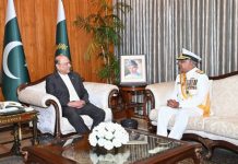 President meets Chief of the Naval Staff