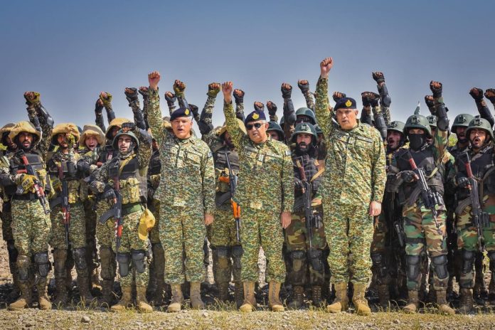 Naval chief visits Creeks