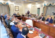 PM reviews overall economic situation, development projects