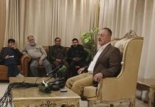 Nation cannot forget May 9; urges politicians to admit mistakes