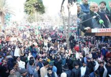 Pak Army earned honour for Pakistan : Aleem Khan