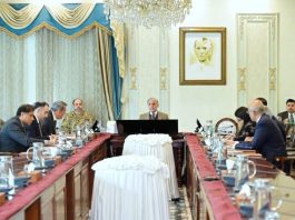 PM vows nationwide rollout of Asan Khidmat Markaz, sets performance benchmarks