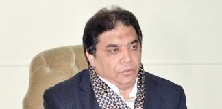 Abbasi visits PIMS, Poly Clinic to inquire blast victims