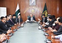 Govt to upgrade bar councils’ infrastructure, assures Azam Tarar