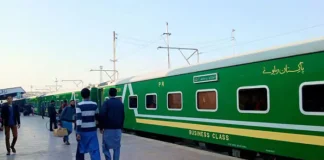 Pakistan Railways earns record Rs 480m revenue during Eid holidays