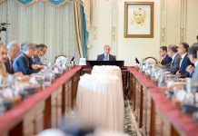 PM chairs review meeting on power sector reforms, pushes comprehensive RE strategy