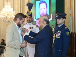 President confers Pakistan’s civil awards on recipients from various fields
