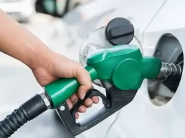 Govt. cuts petrol price by Rs4 per litre, keeps diesel rate unchanged