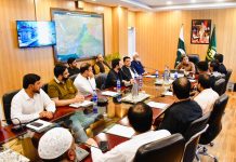 Abbasi meets Gujrat Chamber delegation, vows to strengthen cargo services, trade connectivity