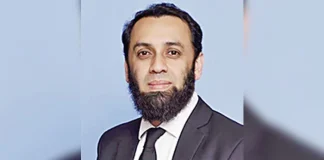 Information Minister Atta Tarar condoles demise of anchorperson Batool Rajput’s mother