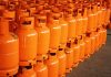 Distt admin seals 12 LPG shops for overcharging ; action against retailers, wholesalers to continue