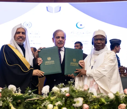 OIC adopts Islamabad declaration, omnibus resolution