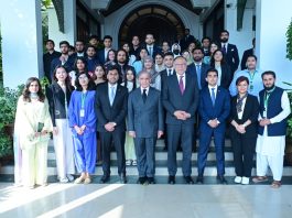 PM urges URAAN Program participants to contribute to Pakistan’s development, prosperity