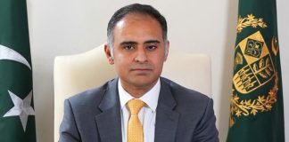 Govt takes measures to create conducive environment for investors: Kayani