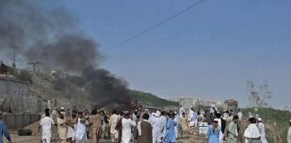 12 martyred, 35 injured in blast at Darazinda joint checkpost