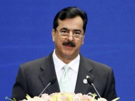 Acting President Gilani stresses wider access to literacy