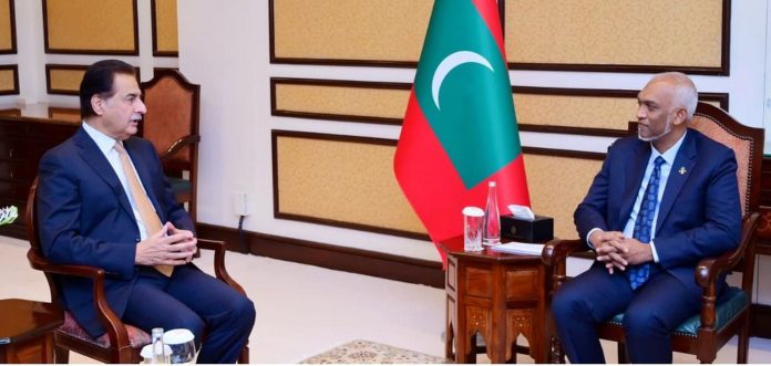 Ayaz meets